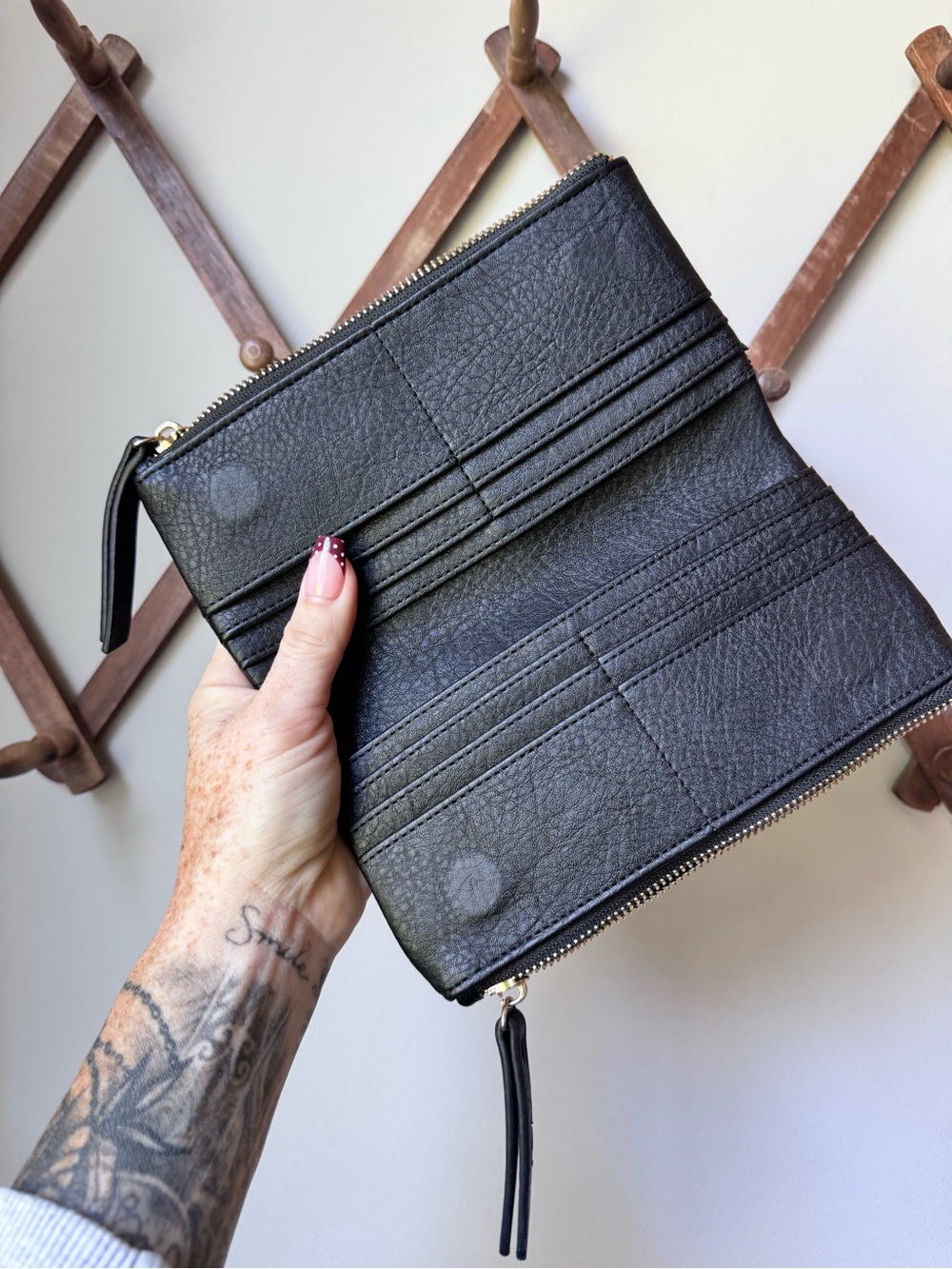 Louenhide Delta Wallet Black Vegan Leather